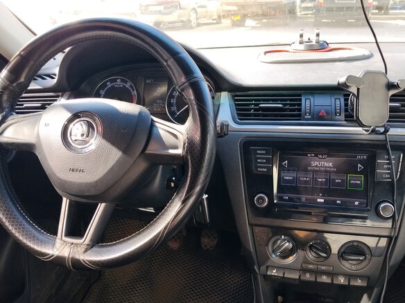 2019 Skoda Rapid I Рестайлинг, коричневый, 870000 рублей - вид 6