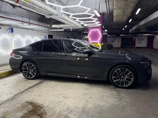 2019 BMW 7 серии 750i xDrive VI (G11/G12) Рестайлинг, серый, 9850000 рублей, вид 2