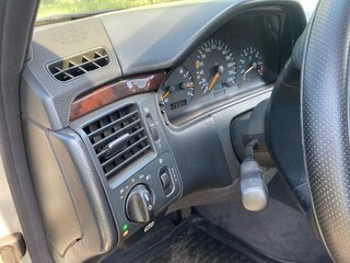 1997 Mercedes-Benz E-Класс 200 II (W210, S210), серебристый, 450000 рублей, вид 4