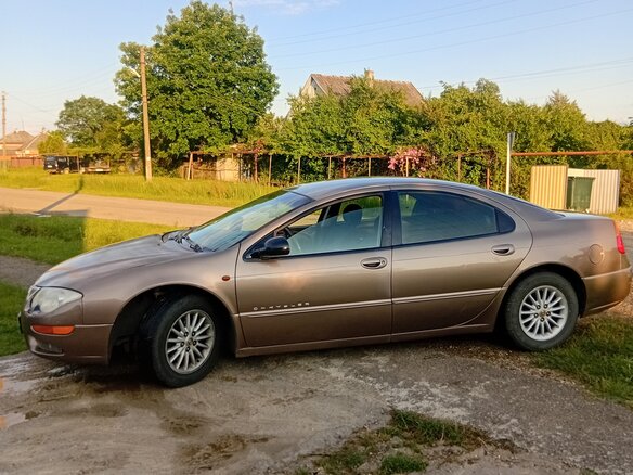 1999 Chrysler 300M, коричневый, 350000 рублей - вид 8