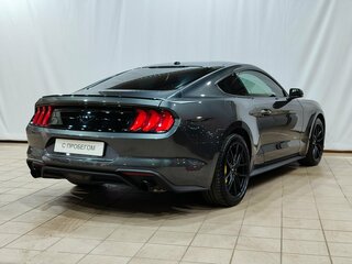 2019 Ford Mustang VI Рестайлинг, чёрный, 3450000 рублей, вид 4