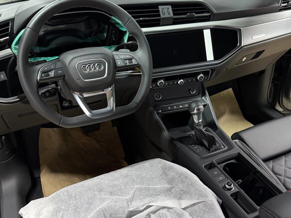 2026 Audi Q3 35 TFSI II (F3), серый - вид 12