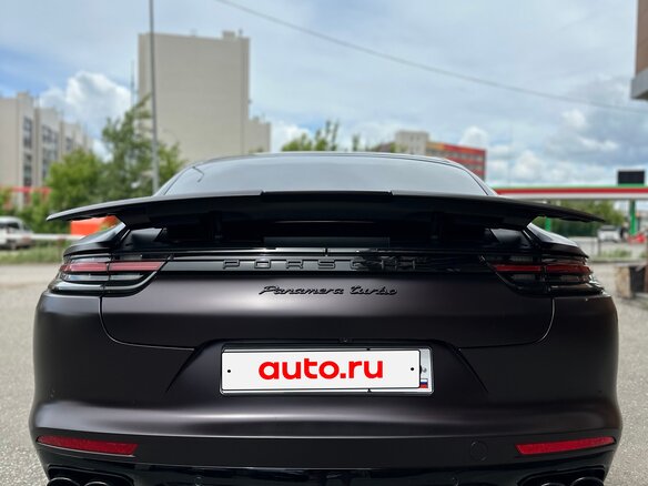 2018 Porsche Panamera Turbo II, фиолетовый, 7659000 рублей - вид 4