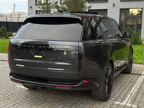 2025 Land Rover Range Rover P400 MHEV V, серый, 18750000 рублей - вид 9