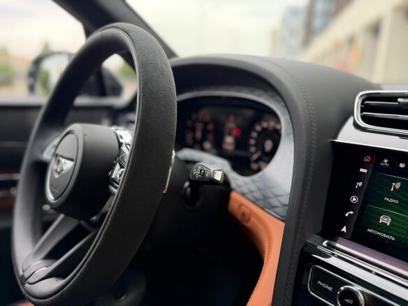 2024 Bentley Bentayga I Рестайлинг, серый - вид 17