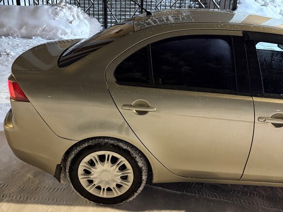 2008 Mitsubishi Lancer X, бежевый, 450000 рублей - вид 7