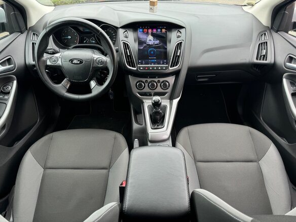 2011 Ford Focus III, серый - вид 24