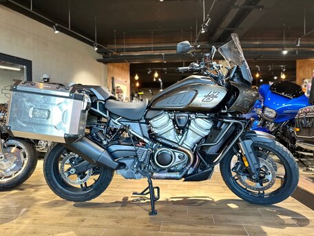 2021 Harley-Davidson Pan America, серый, 1750000 рублей, вид 1