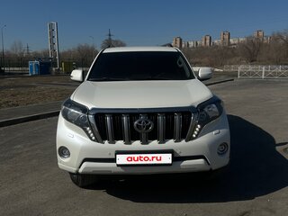 2017 Toyota Land Cruiser Prado 150 Series Рестайлинг 1, белый, 3990000 рублей, вид 4