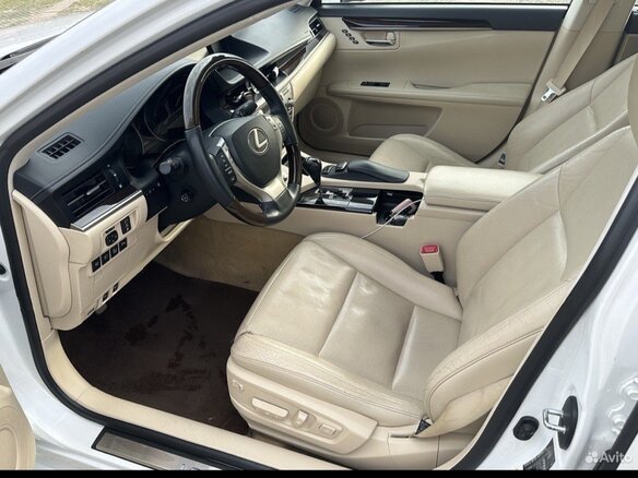2012 Lexus ES 300h VI, белый, 1900000 рублей - вид 5
