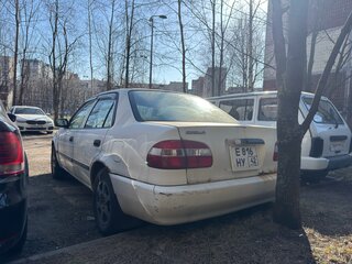 1998 Toyota Corolla VIII (E110) Рестайлинг, белый, 230000 рублей, вид 4