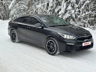 2020 Kia Cerato IV, чёрный, 2350000 рублей, вид 2