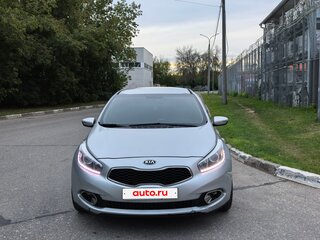 2013 Kia Ceed II, серебристый, 980000 рублей, вид 1