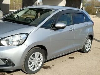 2022 Honda Fit IV, серебристый, 1500000 рублей, вид 2