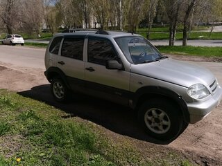 2004 Chevrolet Niva I, серебристый, 320000 рублей, вид 4