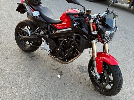 2018 BMW F 800 R, красный, 780000 рублей, вид 1