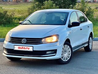 2019 Volkswagen Polo V Рестайлинг, белый, 665000 рублей, вид 4