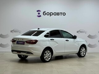 2024 Lada (ВАЗ) Vesta I Рестайлинг (NG), белый, 1170000 рублей, вид 4