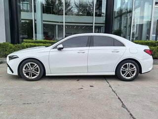 2023 Mercedes-Benz A-Класс 180 Long IV (W177) Рестайлинг, белый, 1730000 рублей, вид 3