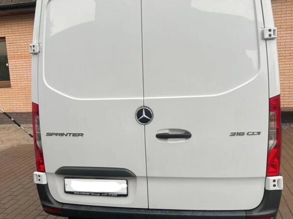 2019 Mercedes-Benz Sprinter, белый, 3150000 рублей - вид 3