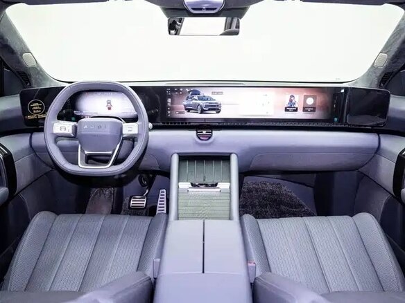2026 Audi E7X, серый - вид 7