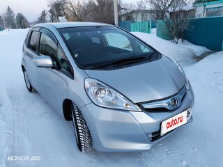 2011 Honda Fit Hybrid II, серебристый, 770000 рублей, вид 2
