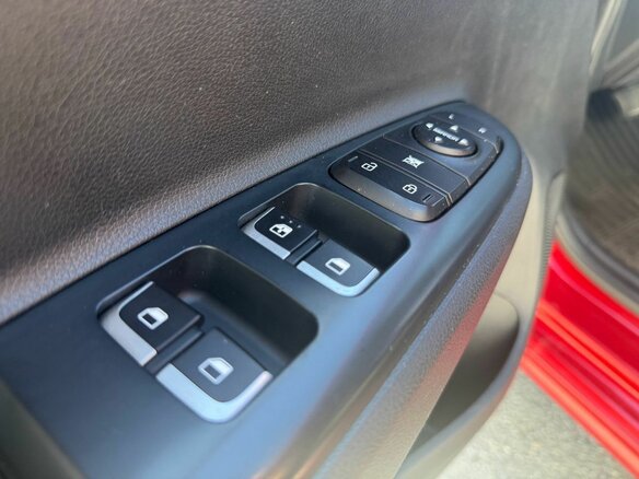 2020 Kia Rio IV, красный, 1399000 рублей - вид 10