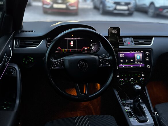 2018 Skoda Octavia III (A7) Рестайлинг, чёрный, 1200000 рублей - вид 29