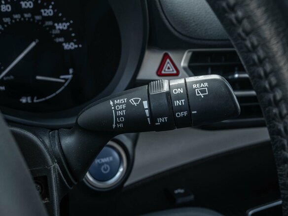 2021 Toyota Sienna IV, зелёный, 3960000 рублей - вид 19