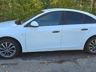 2012 Chevrolet Cruze I, белый, 750000 рублей, вид 3