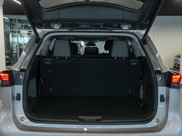 2026 Toyota Highlander IV (XU70), серый, 5680000 рублей - вид 23