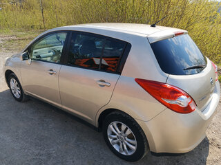 2009 Nissan Tiida I, золотистый, 620000 рублей, вид 3