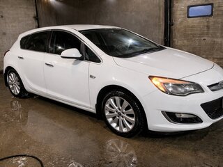 2013 Opel Astra J Рестайлинг, белый, 720000 рублей, вид 4