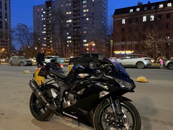2019 Kawasaki ZX-6 Ninja, чёрный, 900000 рублей