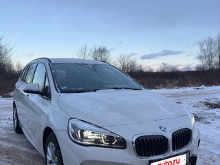 2021 BMW 2 серии Gran Tourer Gran Tourer 218i F46 Рестайлинг, белый, 1850000 рублей, вид 3