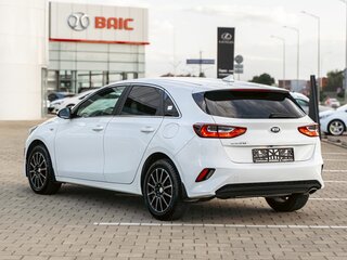 2019 Kia Ceed III, белый, 1565000 рублей, вид 4