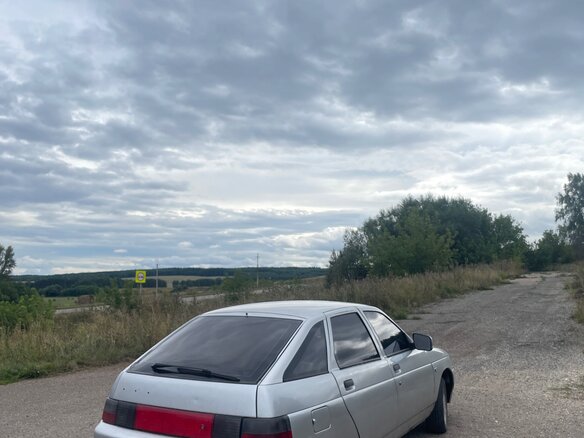 2004 Lada (ВАЗ) 2112, серебристый, 140000 рублей - вид 2