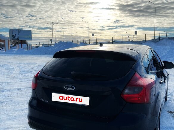 2014 Ford Focus III, синий, 850000 рублей - вид 13