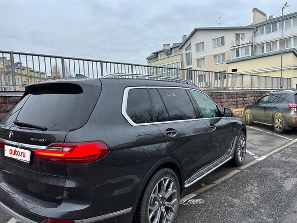 2021 BMW X7 40i I (G07), серый, 6400000 рублей - вид 16