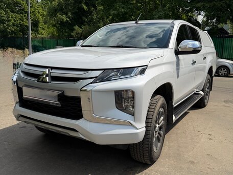2020 Mitsubishi L200 V Рестайлинг, белый, 3800000 рублей, вид 1