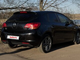 2010 Opel Astra J, чёрный, 560000 рублей, вид 4