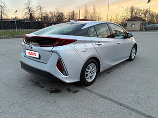 2018 Toyota Prius PHV ZVW52 Prime IV (XW50), серебристый, 2100000 рублей, вид 5