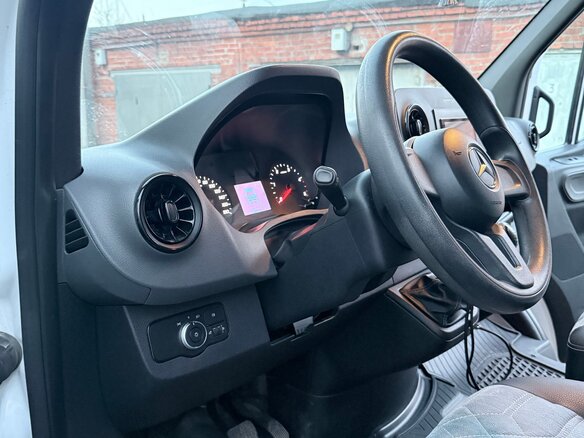 2021 Mercedes-Benz Sprinter, белый, 4000000 рублей - вид 14
