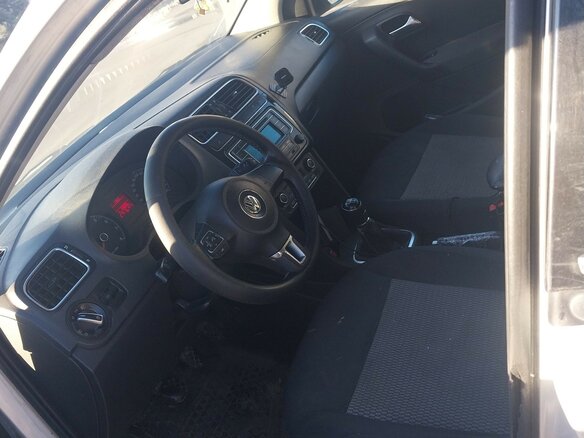 2014 Volkswagen Polo V, серый - вид 4