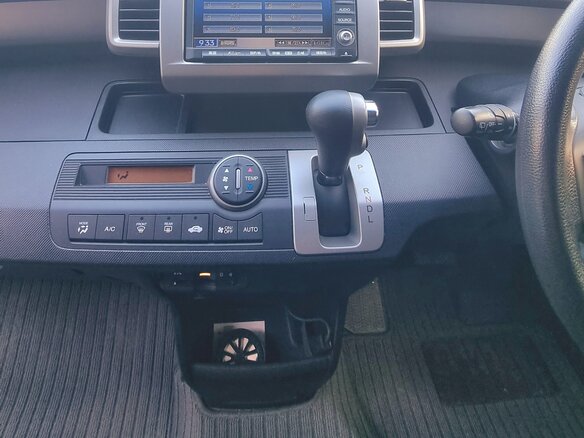 2012 Honda Freed I Рестайлинг, белый, 1245000 рублей - вид 28