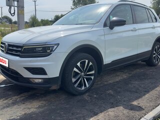 2019 Volkswagen Tiguan II, белый, 2000000 рублей, вид 2