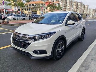 2022 Honda Vezel I Рестайлинг, белый, 1360000 рублей, вид 1