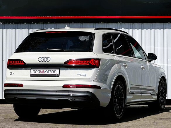 2020 Audi Q7 45 TDI II (4M) Рестайлинг, коричневый, 6377000 рублей - вид 6