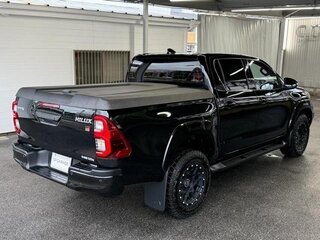 2023 Toyota Hilux VIII Рестайлинг 2, чёрный, 4400000 рублей, вид 5