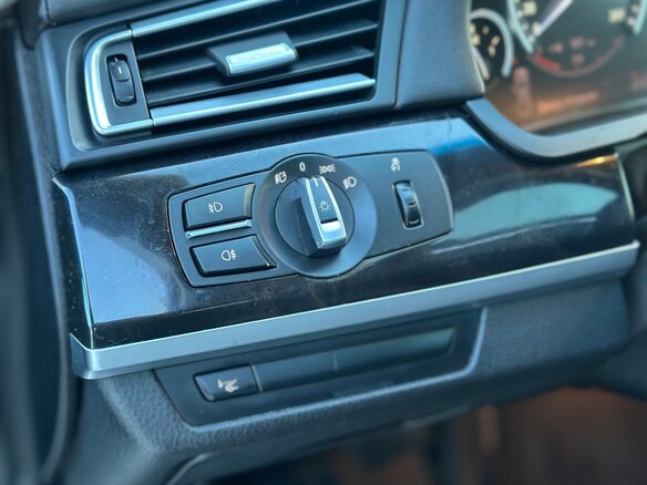 2008 BMW 7 серии 750i V (F01/F02/F04), чёрный, 1700000 рублей - вид 32